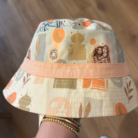 Disney bucket hat princess earth tones Disney parks - Picture 1 of 8